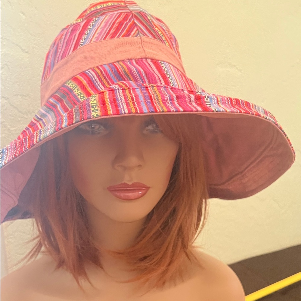 #1622**Pink Reversible Sun Hat with Striped Trim - Picture 4 of 6